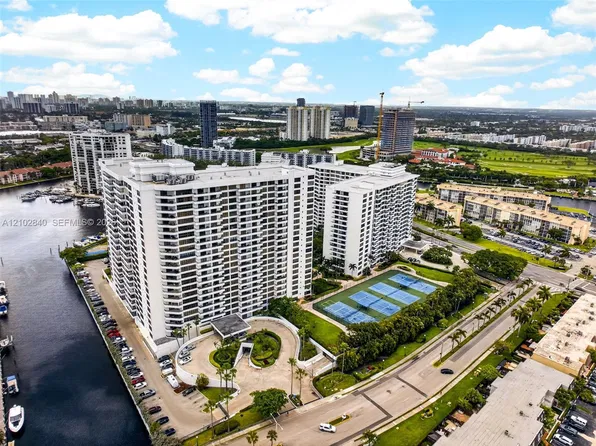 500 Three Islands Blvd, Hallandale, FL