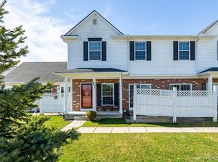 802 Riversedge Dr, Saline, MI 48176