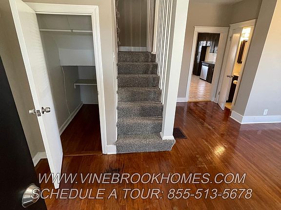4th image of 222 N 38th St