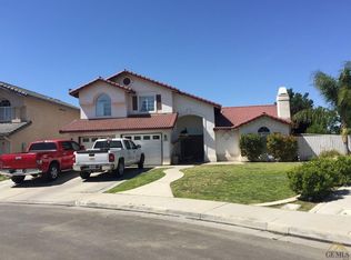 1917 Vassar St, Delano, CA 93215