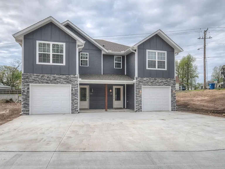 127 E Buchanan Rd — Photo 10