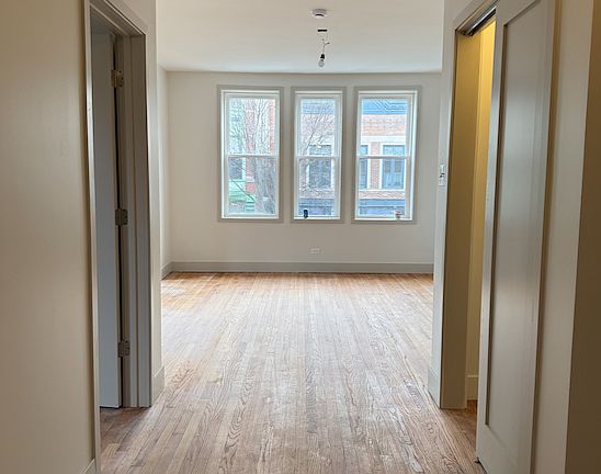 3rd image of 3204 W Armitage Ave #2