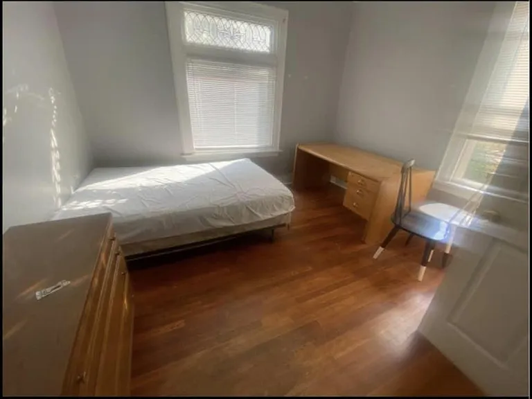 21 Haendel St — Photo 12