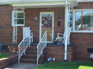 105 S 5th Ave, Mayodan, NC 27027