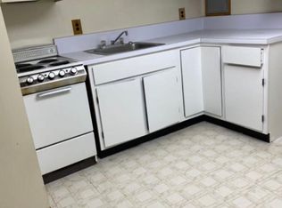 80 Dix Hills Rd #B, Huntington, NY 11743