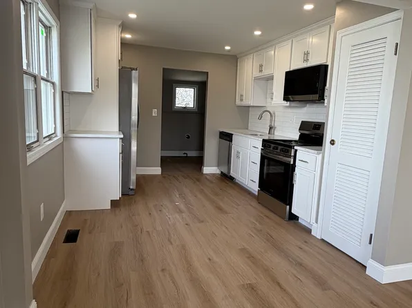 145 Pryor Ave, Tonawanda, NY 14150