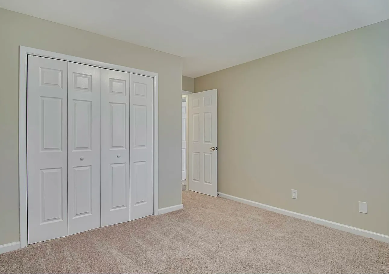 3 bed, 1260 sqft, $1,849 — Photo 3