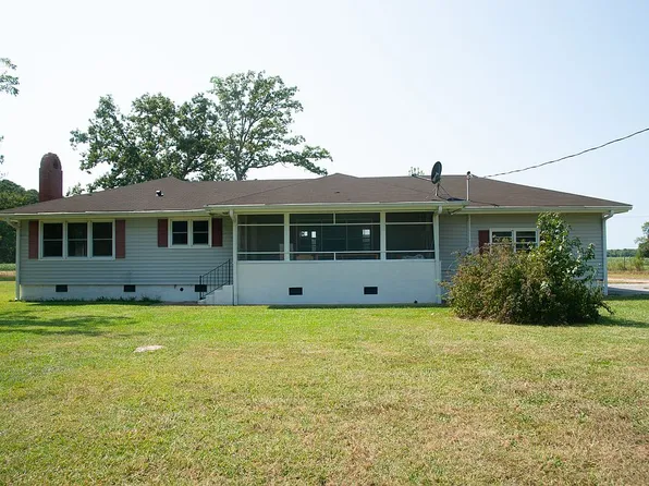9 Trotville Rd, Hobbsville, NC 27946