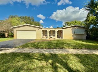 9061 SW 54th St, Cooper City, FL 33328