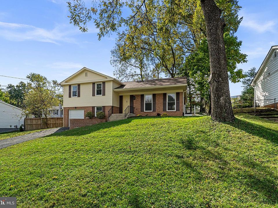 1st image of 1613 Lemontree Ln