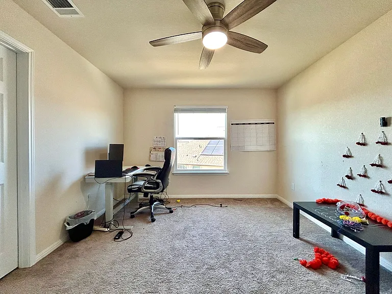 445 Arrowhead Vine St — Photo 31