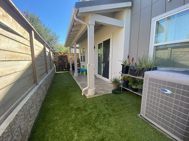 531 Sertoma Way — Photo 15