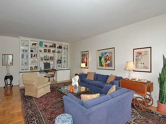 Sold by Sotheby's International Realty | media 5