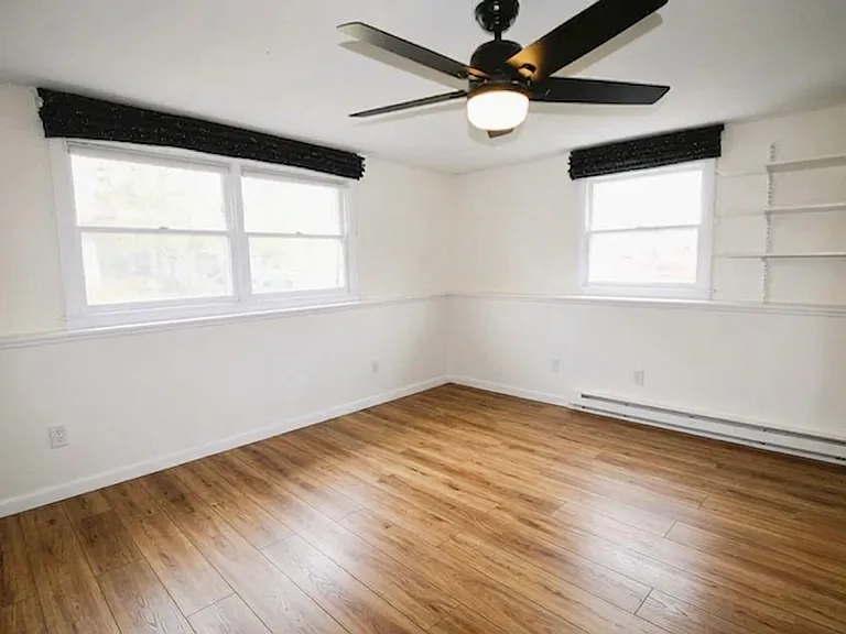 Fourth bedroom (downstairs)