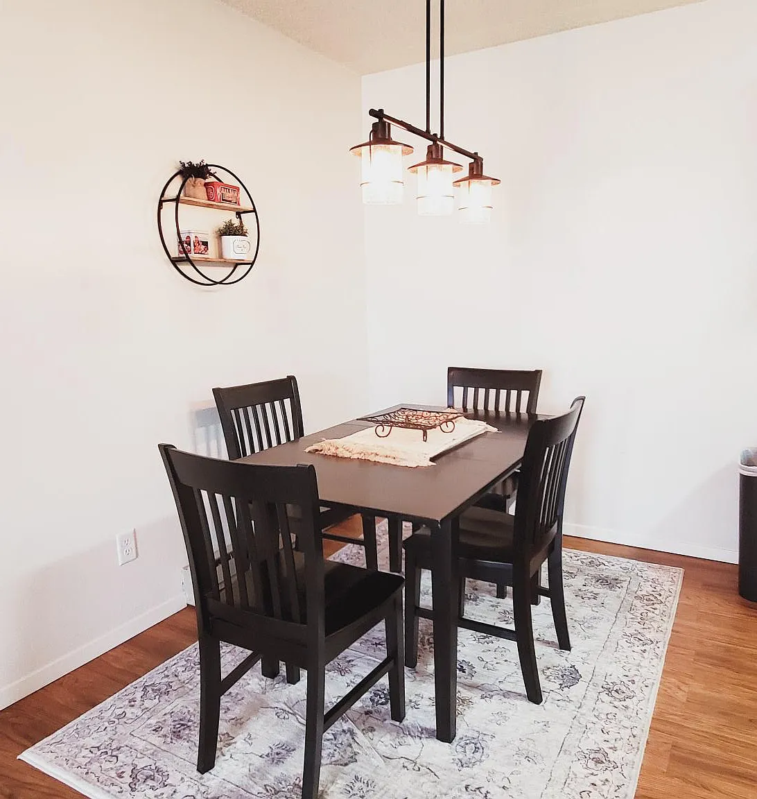 2 bed, 850 sqft, $1,750 — Photo 3