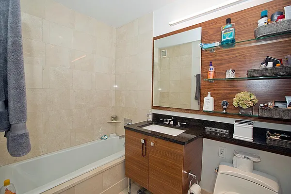Rented by Keller Williams NYC | media 29