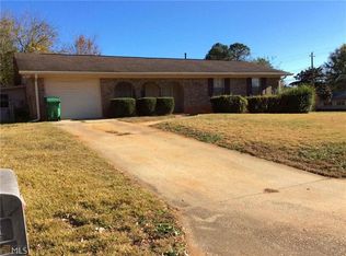 2272 Chamois Ct, Decatur, GA 30035