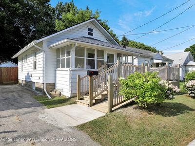 834 Edison Ave, Lansing, MI, 48910