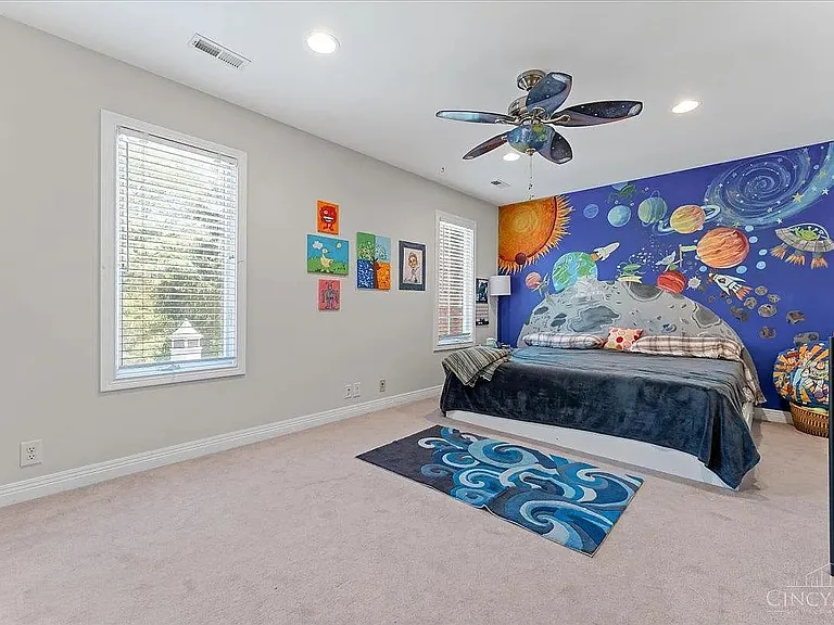 9123 E Kemper Rd — Photo 24