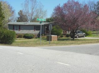 110 Scaley Bark Dr, Salisbury, NC 28147