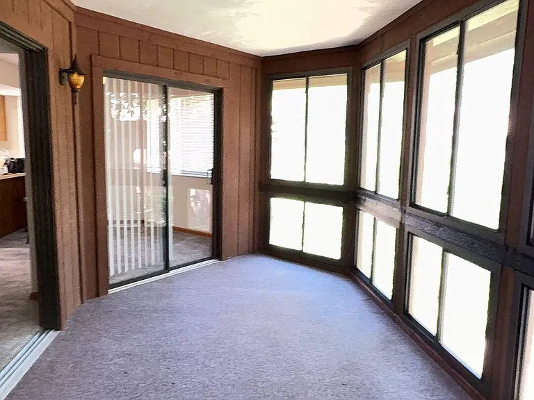 2 Pine Hurst Pl — Photo 10