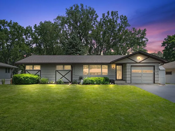 921 Patton Rd, New Brighton, MN 55112