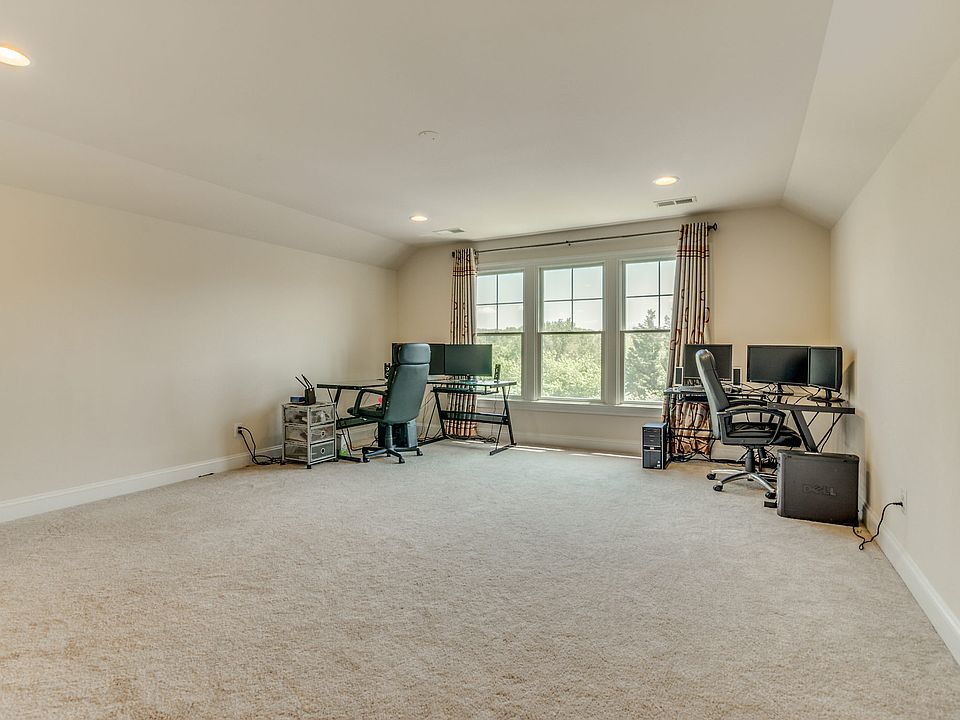 1751 Tysons Crest Ln, Vienna, VA 22182 Zillow