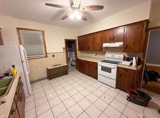 34 Coen St #1, Naugatuck, CT 06770