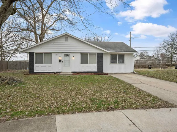 2811 Larwill Ct, Fort Wayne, IN 46806