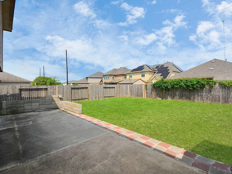 3210 Aldridge Dr — Photo 37