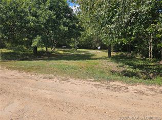 585 W Lakeview Dr, Eldon, MO 65026