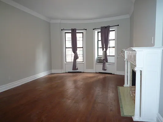 Rented by New Yorker Realty | media 14