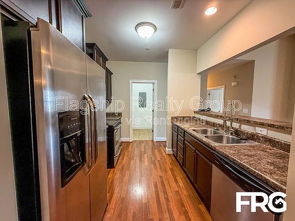 4th image of 1921 Covengton Way Unit 204