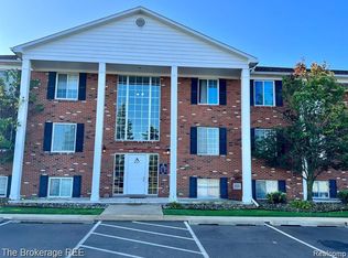 407 W Highland Rd APT A4, Howell, MI 48843