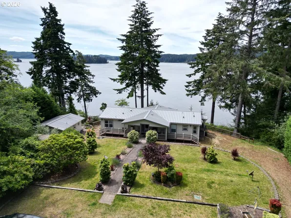 83235 Clear Lake Rd, Florence, OR 97439