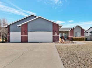 2308 Bristol Ln, Newton, KS 67114