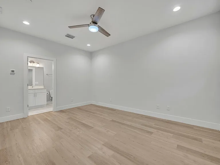 62 W Jersey St #13 — Photo 15