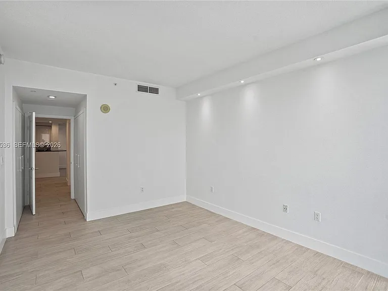 2101 Brickell Ave #3105 — Photo 19