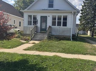 208 East St, Clinton, WI 53525