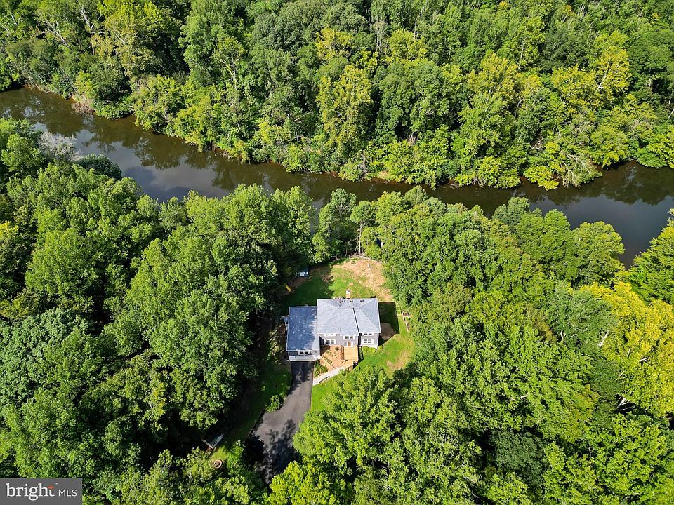 1st image of 7492 Devon Ln