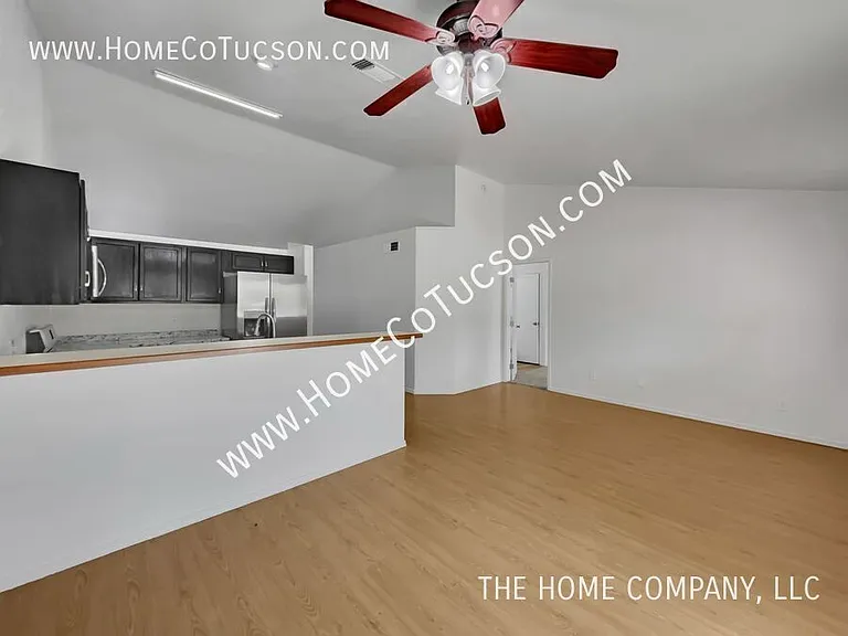 3873 S Havenhurst Dr — Photo 13