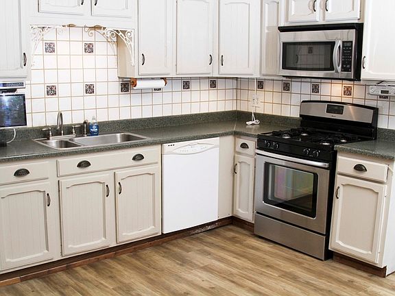 2nd image of 49 E Center St