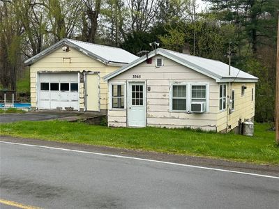 3565 N Creek Rd, Palmyra, NY, 14522