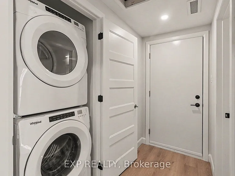1089 Notre Dame St #2 — Photo 18