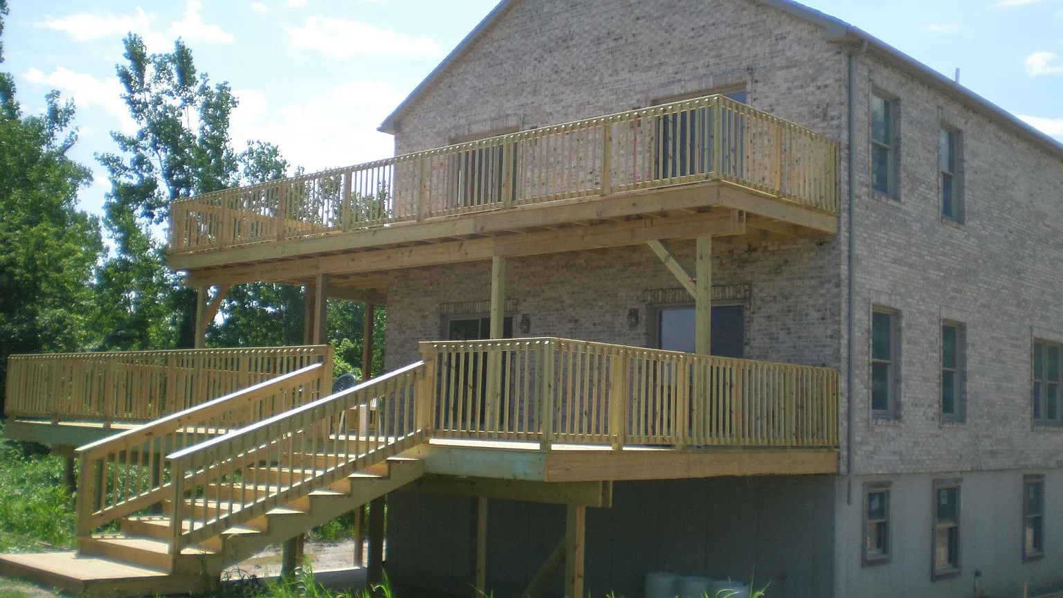 12763 Lagoon Dr photo 1
