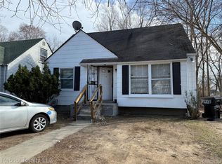 22341 Lyndon St, Detroit, MI 48223