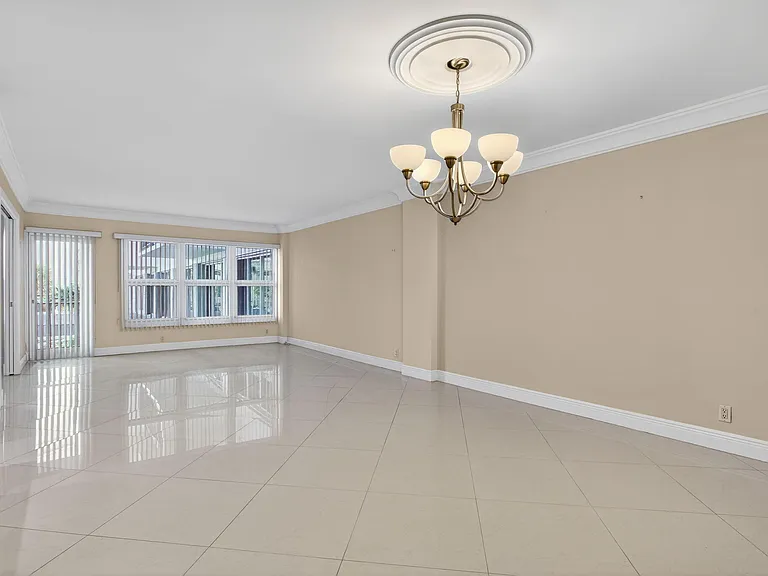 405 N Ocean Blvd #208 — Photo 5