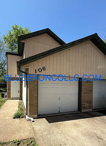 106 SW Oxford Pl Photo 1