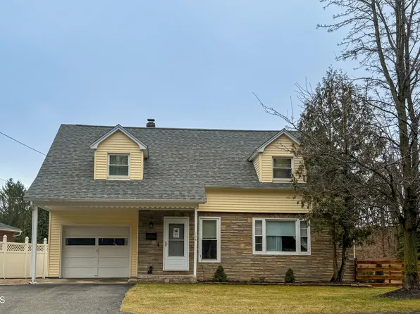 144 Friend St, Adams, MA 01220