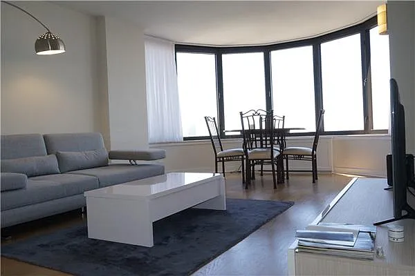 Rented by Park River | media 36